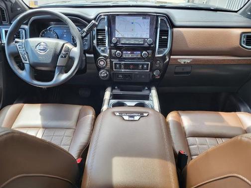2022 Nissan Titan Platinum Reserve