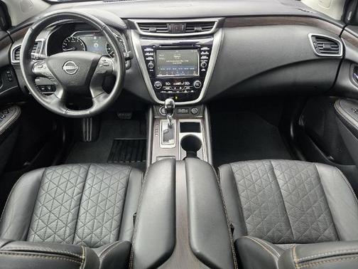 White 2023 Nissan Murano Platinum