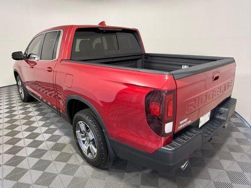 Radiant Red Metallic II 2026 Honda Ridgeline RTL