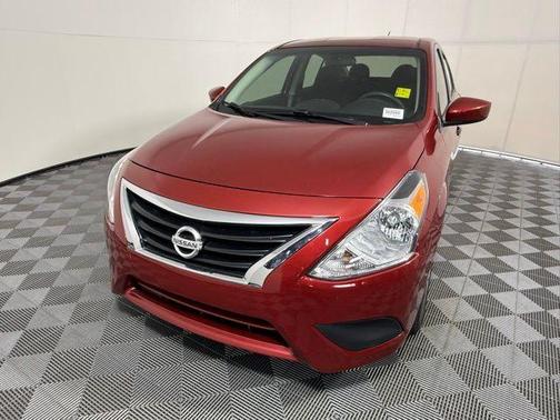 2018 Nissan Versa 1.6 S+