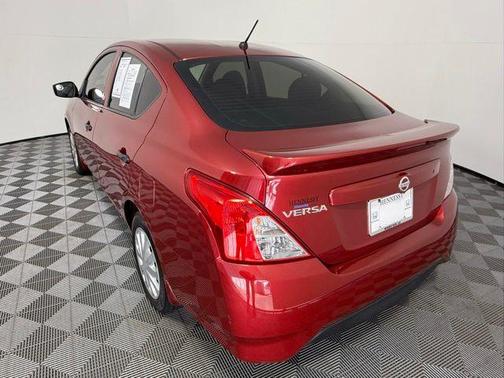 2018 Nissan Versa 1.6 S+
