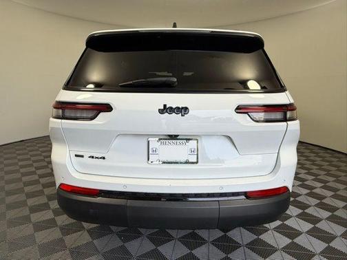 2022 Jeep Grand Cherokee L Laredo