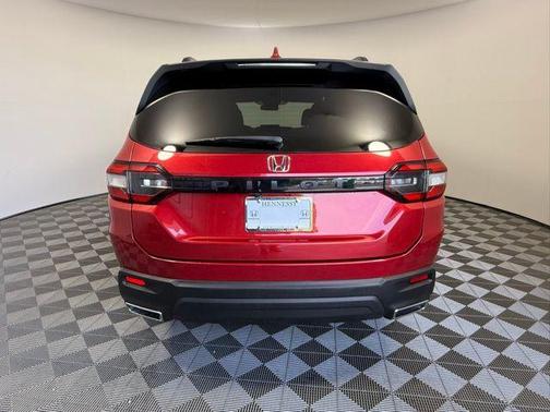 2023 Honda Pilot Sport