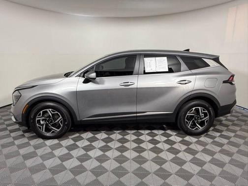 2025 Kia Sportage LX