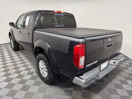 Magnetic Black Pearl 2019 Nissan Frontier SV