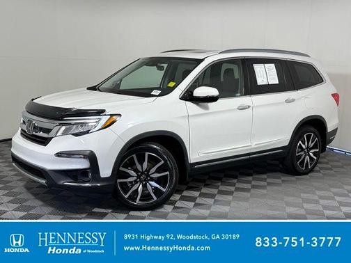 2022 Honda Pilot Touring 8-Passenger