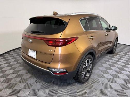 2020 Kia Sportage EX