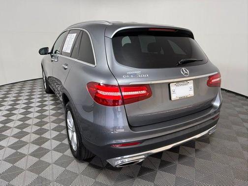 Selenite Gray Metallic 2018 Mercedes-Benz GLC 300 Base
