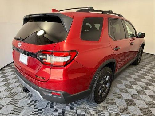 2023 Honda Pilot TrailSport