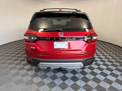 2023 Honda Pilot TrailSport