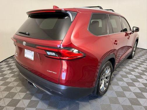 2024 Toyota Grand Highlander Hybrid LIMITED