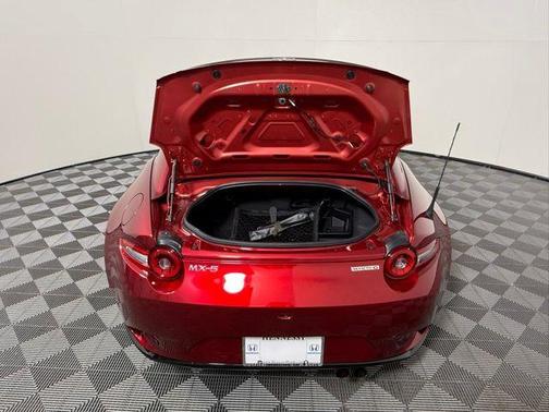 2024 Mazda MX-5 Miata Club