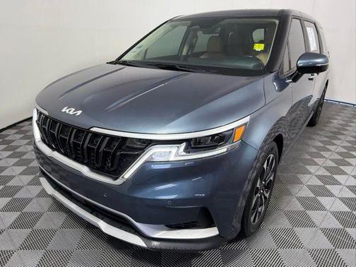 2022 Kia Carnival EX