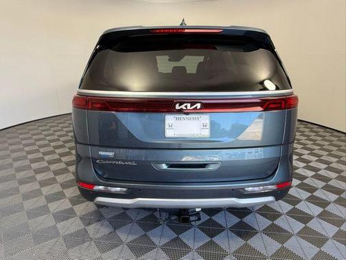 2022 Kia Carnival EX