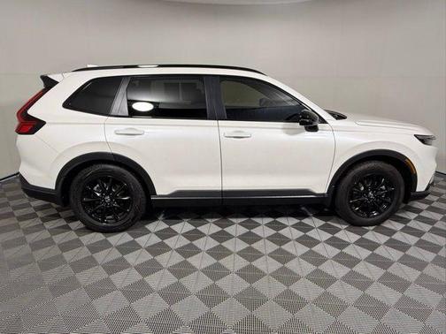 Platinum White Pearl 2026 Honda CR-V Hybrid Sport-L