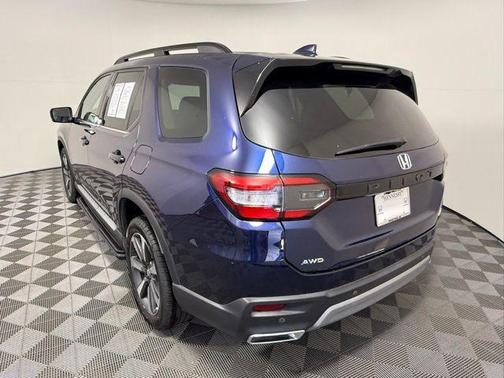 Obsidian Blue Pearl 2024 Honda Pilot Elite