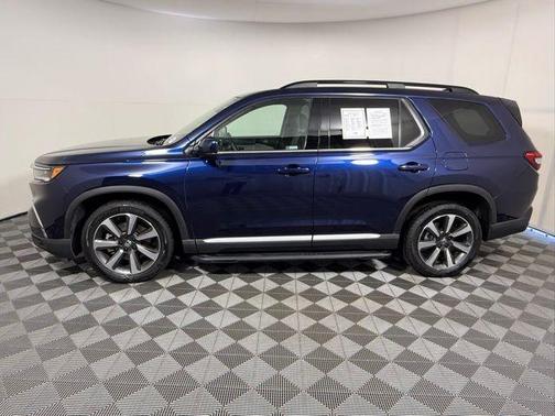 Obsidian Blue Pearl 2024 Honda Pilot Elite