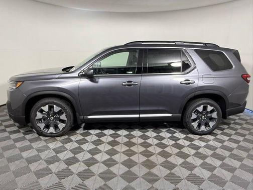 Modern Steel Metallic 2026 Honda Pilot Elite