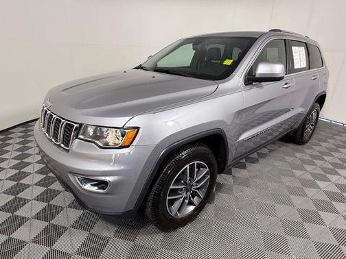 2019 Jeep Grand Cherokee Laredo E