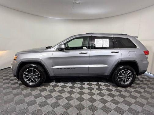 2019 Jeep Grand Cherokee Laredo E