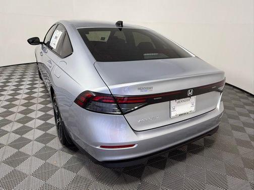 Solar Silver Metallic 2026 Honda Accord SE