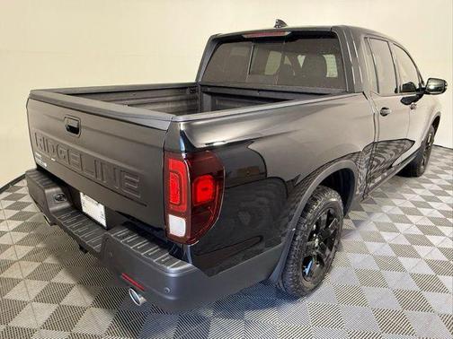 2025 Honda Ridgeline Black Edition