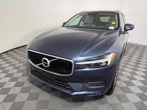 Denim Blue Metallic 2021 Volvo XC60 T5 Momentum