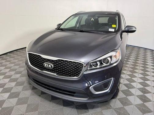 Platinum Graphite 2018 Kia Sorento LX