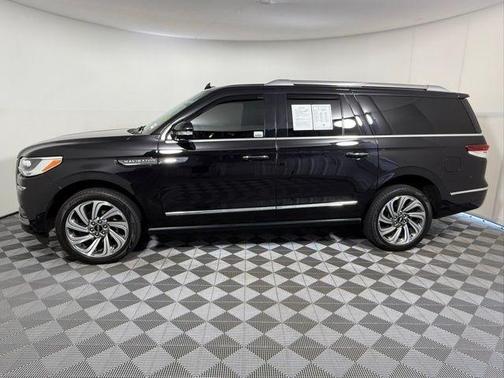 2024 Lincoln Navigator L Premiere