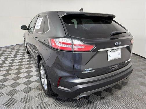 Magnetic Metallic 2019 Ford Edge Titanium