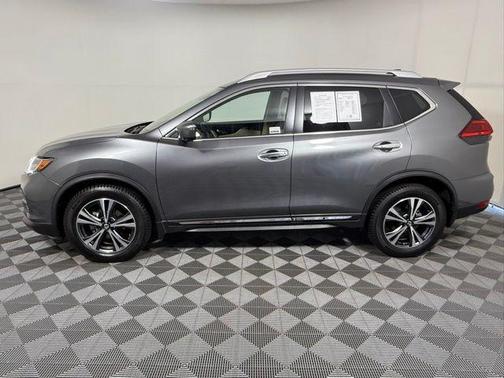 2017 Nissan Rogue SL