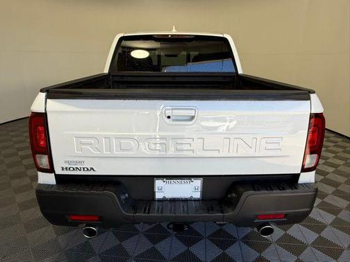 Platinum White 2026 Honda Ridgeline RTL