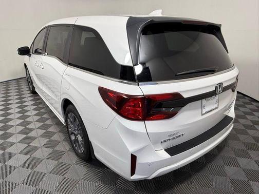 2025 Honda Odyssey Touring