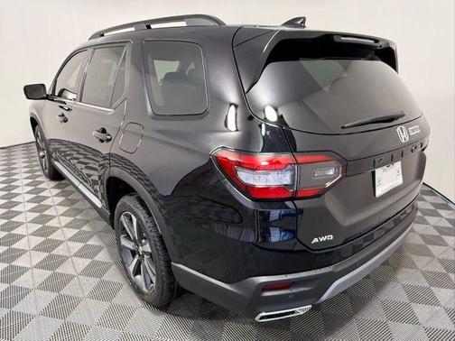 2025 Honda Pilot Elite