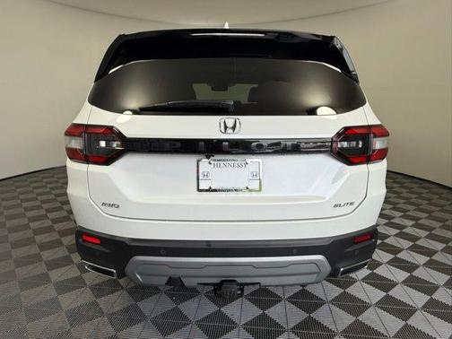 2025 Honda Pilot Elite