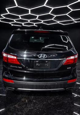 2016 Hyundai SANTA FE SE