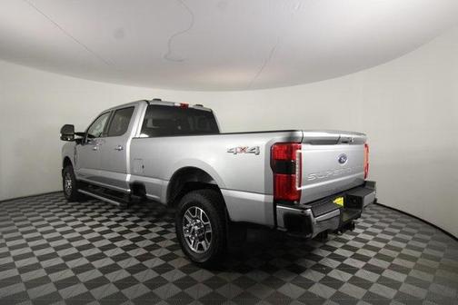 2024 Ford F-350 Lariat Super Duty