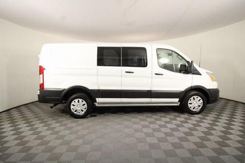 2022 Ford Transit-250 Base