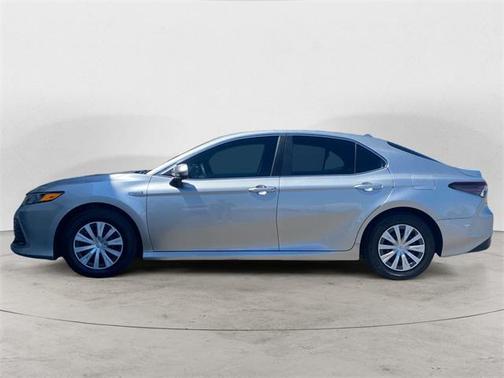 2021 Toyota Camry Hybrid LE