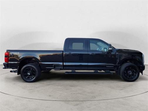 2025 Ford F-350 Lariat Super Duty