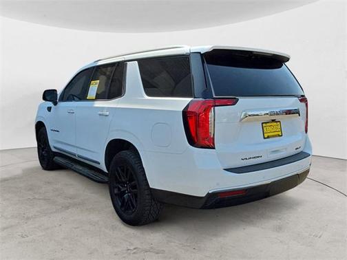 2022 GMC Yukon SLT