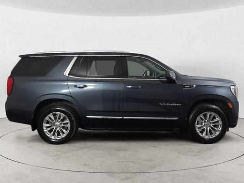 Sky 2021 GMC Yukon SLT