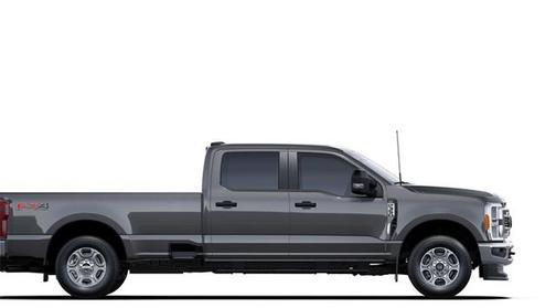 2025 Ford F-350 XLT