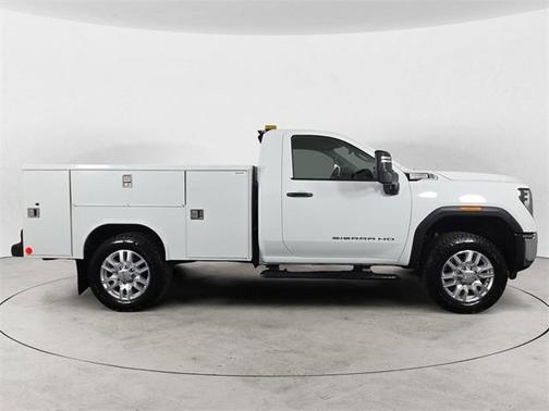 2024 GMC Sierra 3500 Pro