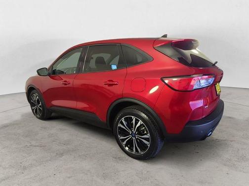 Red 2021 Ford Escape SE