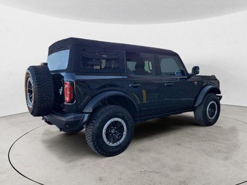 Shadow Black 2023 Ford Bronco Badlands