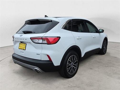 2022 Ford Escape PHEV SE