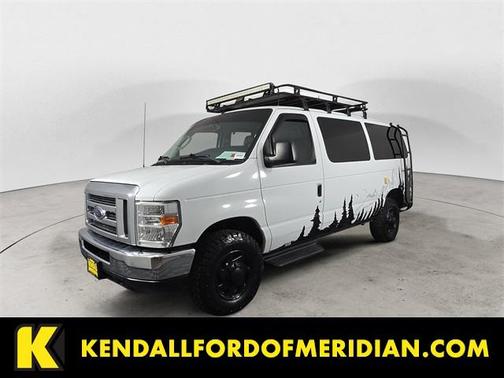 2013 Ford E350 Super Duty XLT