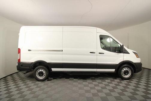 2024 Ford Transit-250 148 WB Medium Roof Cargo
