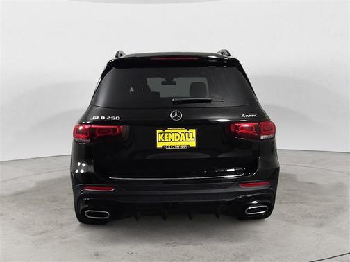 2022 Mercedes-Benz GLB 250 Base 4MATIC